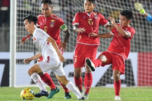 Chùm ảnh: Đội tuyển Việt Nam thắng trong "nghẹt thở" trước Myanmar