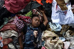 Indonesia đẩy mạnh tìm kiếm nạn nhân thiên tai trước hạn chót