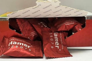 Kẹo sâm chứa chất kích dục bày bán tràn lan trên mạng