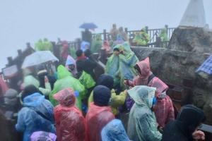 Vất vả đi chơi lễ Tết dương lịch 2019