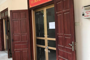 Thị xã Sơn Tây: UBND phường Phú Thịnh trong giờ làm việc phòng một cửa “vắng tanh"