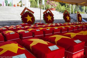 Truy điệu, an táng 262 hài cốt liệt sỹ Việt Nam hy sinh tại Campuchia