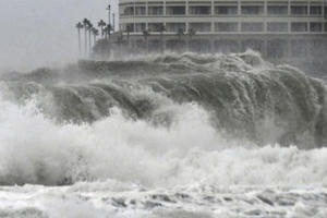 Biển Đông có thể đón bão số 10 vào ngày 1/11