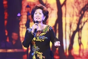 “Nhạn trắng gò công” Phương Dung: Tôi muốn trở về vì tôi là người Việt Nam