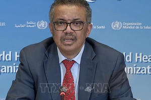 WHO khuyến cáo COVID-19 diễn biến xấu đi, cần ngăn chặn đỉnh dịch thứ hai