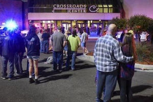 IS nhận trách nhiệm vụ tấn công bằng dao ở trung tâm mua sắm Mỹ