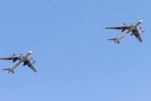 Máy bay ném bom của Nga xuất hiện gần Triều Tiên