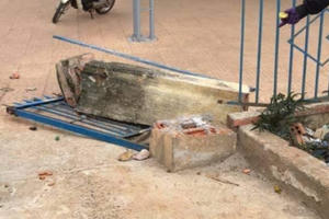 Chủ tịch tỉnh Đắk Nông chỉ đạo làm rõ vụ cổng trường đổ sập khiến 1 học sinh tử vong