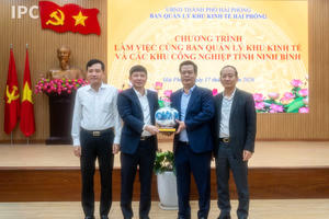 Ban Quản lý Khu kinh tế và các Khu công nghiệp tỉnh Ninh Bình thăm và làm việc tại Hải Phòng