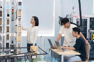 TP Hồ Chí Minh phát động phong trào thi đua về đổi mới sáng tạo, chuyển đổi số và chuyển đổi xanh