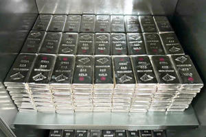 Nghiên cứu niêm yết bạc thỏi trên Sở Giao dịch hàng hóa Việt Nam: Hướng đến chuẩn hóa thị trường kim loại quý