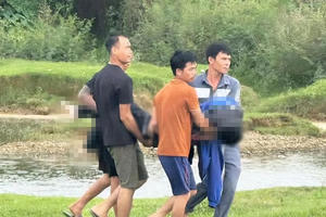 Nam sinh tử vong do đuối nước trên sông Nam sinh tử vong do đuối nước trên sông