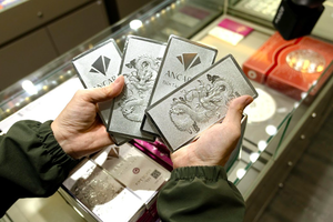 Giá bạc ngày 27/3: Thị trường hạ nhiệt, giá bạc trong nước giảm sâu