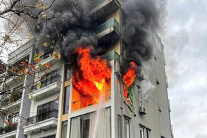 Kịp thời khống chế vụ cháy nhà dân tại phường Hạ Long