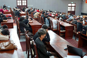 Bắt tạm giam 343 đối tượng trong đường dây lừa đảo trực tuyến Bắt tạm giam 343 đối tượng trong đường dây lừa đảo trực tuyến