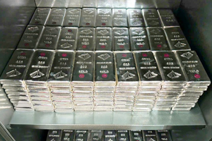 Giá bạc ngày 30/3: Thị trường bạc thế giới và trong nước chững lại, niêm yết trong vùng giá 70 triệu đồng/lượng