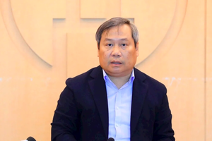 Chủ tịch TP Hà Nội chỉ đạo nóng sau vụ thịt lợn dịch "tuồn" vào bếp ăn bán trú
