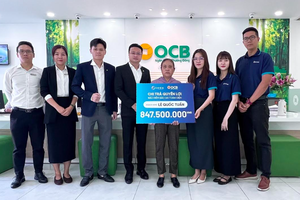 Bảo hiểm số OPES chi trả gần 1 tỷ đồng cho gia đình khách mua bảo hiểm