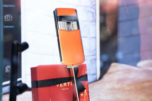 Doanh nhân Việt tăng chi cho smartphone bảo mật trước kỳ nghỉ lễ