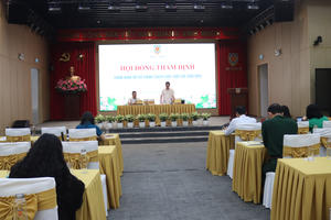 Bổ sung tiêu chuẩn “có bản lĩnh chính trị vững vàng” vào tiêu chuẩn luật sư Bổ sung tiêu chuẩn “có bản lĩnh chính trị vững vàng” vào tiêu chuẩn luật sư