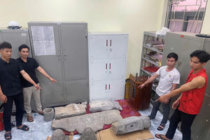 Tóm gọn nhóm đối tượng trộm cắp tài sản tại Chùa Nôm - Hưng Yên Tóm gọn nhóm đối tượng trộm cắp tài sản tại Chùa Nôm - Hưng Yên