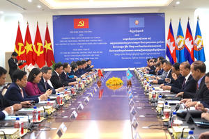 Việt Nam - Campuchia: Nâng cao mối quan hệ hết sức tốt đẹp sẵn có giữa hai Đảng, Nhân dân hai nước