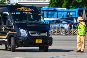 Đề xuất sửa đổi Nghị định 168: Xe hợp đồng đón trả khách tại trụ sở, văn phòng đại diện công ty cũng bị xử phạt
