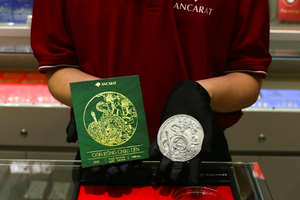 Giá bạc ngày 15/4: Bạc thế giới bật tăng mạnh, bạc trong nước phục hồi, vượt 80 triệu đồng/kg