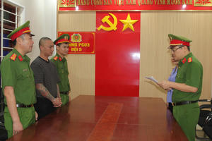 Quảng cáo phản cảm, đối tượng bán thuốc giả bị khởi tố