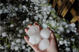 Mưa đá tại Lào Cai khiến 4 người bị thương, thiệt hại hơn 30 tỷ đồng