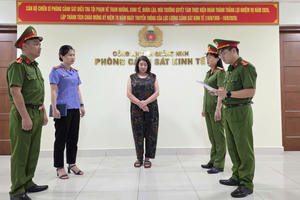 Dùng hóa chất làm giá đỗ, hai đối tượng bị khỏi tố, bắt tạm giam 