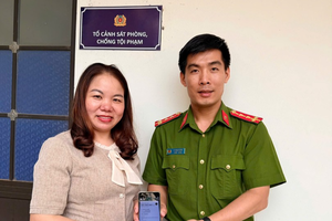 Công an tỉnh Phú Thọ kịp thời hỗ trợ người dân hoàn trả 2 vụ chuyển khoản nhầm với số tiền lớn