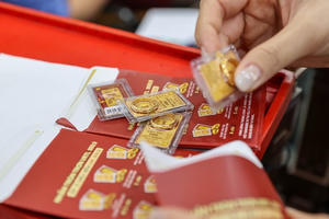 Giá vàng ngày 17/4: Vàng thế giới đi ngang, vàng miếng SJC giảm về 171 triệu đồng/lượng