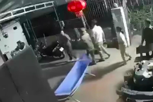 Bắt khẩn cấp đối tượng dùng dao đâm tử vong trưởng thôn ở Ninh Bình