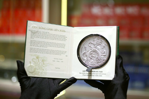 Giá bạc ngày 22/4: Bạc thế giới mất mốc tâm lý 80 USD/ounce, bạc trong nước đi xuống