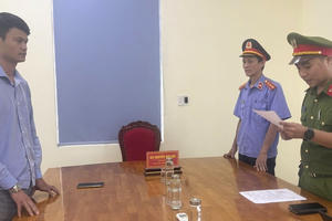 Bắt tạm giam Giám đốc công ty sản xuất nước tăng lực giả