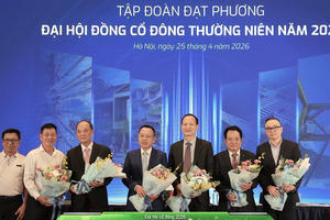 ĐHĐCĐ Đạt Phương (DPG) 2026: Ký hợp đồng thi công 20km đường sắt tốc độ cao, tự tin lấy thị phần kính từ Trung Quốc tại Mỹ