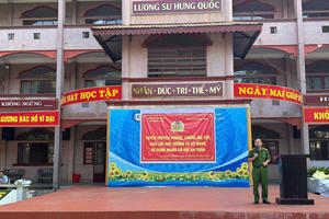 Làm sạch môi trường học đường: Bảo vệ học sinh trước các “độc tố” xã hội
