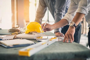 Có chứng chỉ xây dựng, chủ đầu tư liệu có được tự giám sát thi công?