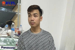 Bé gái 4 tuổi không qua khỏi sau nhiều lần bị mẹ đẻ và cha dượng đánh đập, bỏ đói