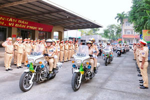 CSGT Đồng Nai đảm bảo an toàn lễ công bố thành phố trực thuộc Trung ương