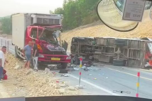 Cục CSGT đề nghị đóng cao tốc Cam Lộ - La Sơn vào ban đêm trước nguy cơ mất an toàn
Cục CSGT đề nghị đóng cao tốc Cam Lộ - La Sơn vào ban đêm trước nguy cơ mất an toàn