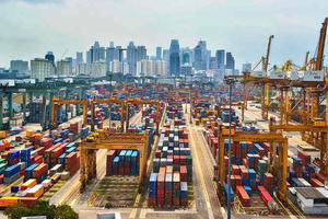 Việt Nam xuất siêu sang Singapore đạt hơn 4,18 tỷ USD