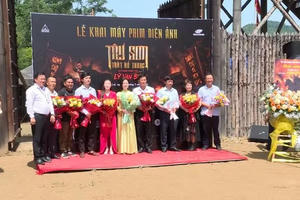 Điểm tin showbiz 21/05: Khởi động dự án phim dã sử - hành động 'Kỳ Nam cung thủ Lý Văn Bưu'
