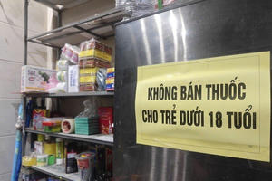 Đề xuất cấm người sinh từ 1/1/2010 mua và sử dụng thuốc lá