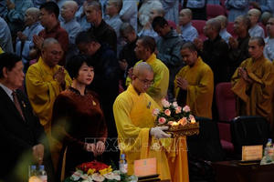 Vesak 2026 - Khoảng lặng giữa dòng đời biến động 