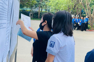 Hơn 120.000 thí sinh Hà Nội làm thủ tục dự thi lớp 10: Siết chặt kỷ luật, ngăn gian lận công nghệ cao