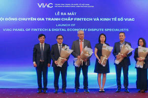 Ra mắt Hội đồng Chuyên gia Tranh chấp FinTech và Kinh tế số VIAC 