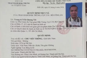 Truy nã phạm nhân lừa đảo bỏ trốn khỏi bệnh viện khi đang điều trị Truy nã phạm nhân lừa đảo bỏ trốn khỏi bệnh viện khi đang điều trị