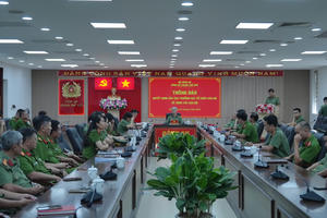 Công an thành phố Huế điều động 45 cán bộ, chiến sĩ đến công tác tại Cục Quản lý xuất nhập cảnh